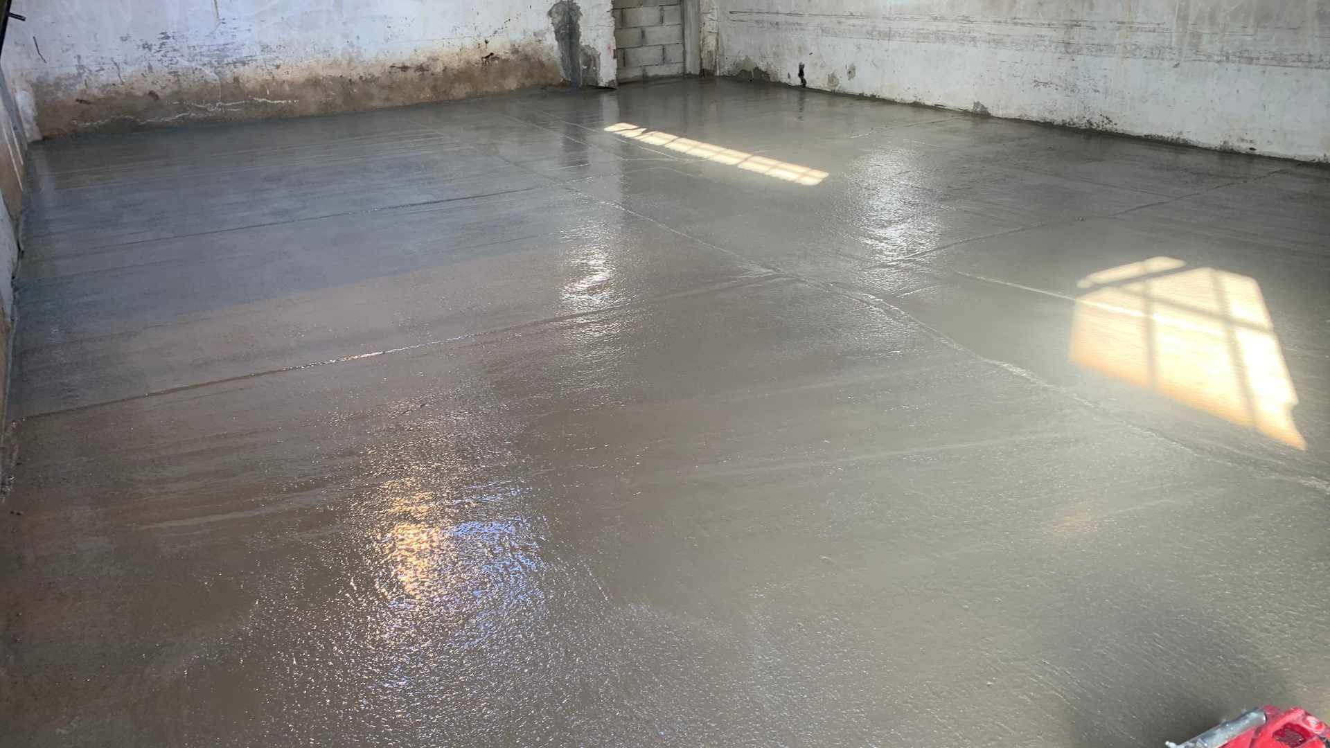 Moisture problems in concrete floors